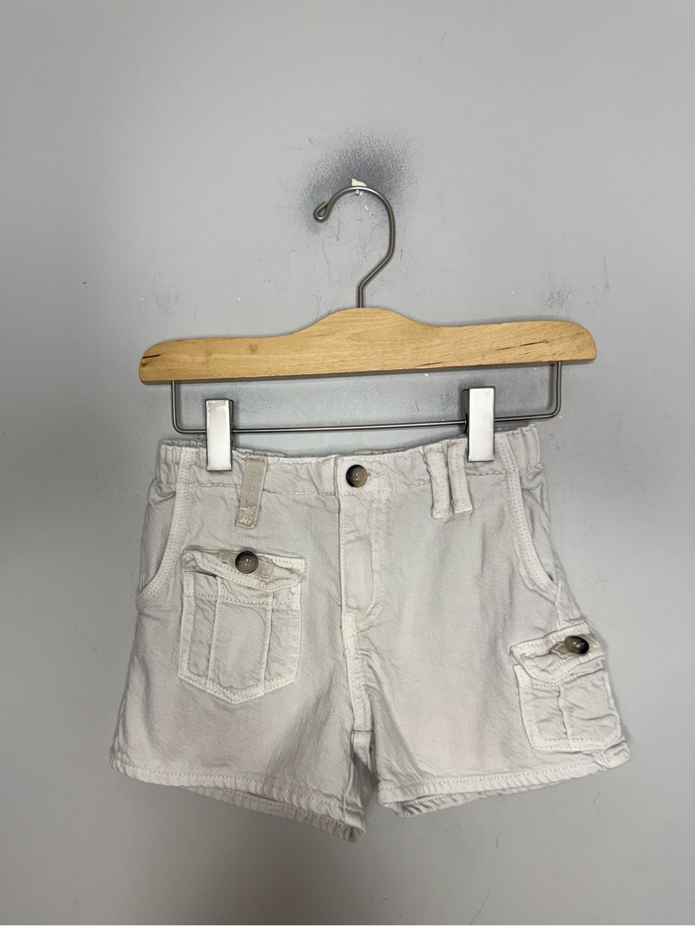 $16 ADD ON Zara Shorts Girls 7 DENIM CREAM CARGO JEANS cotton on Abercrombie